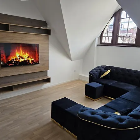 Engadin's Center Apartamento