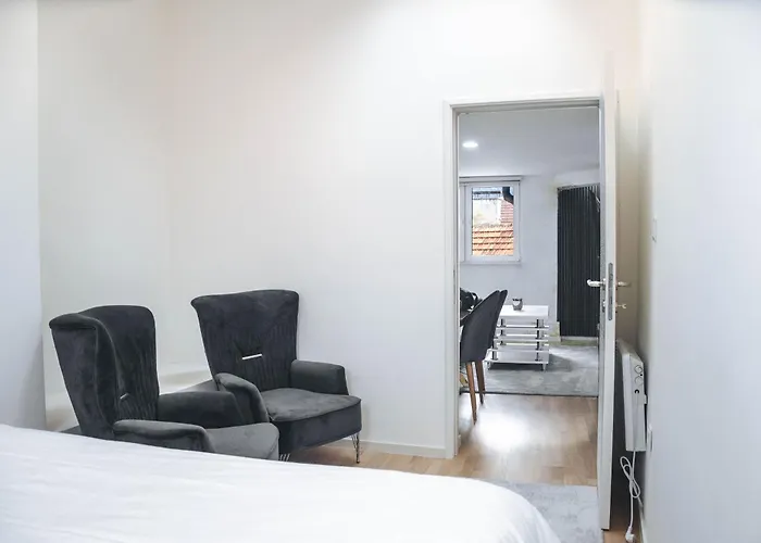 Engadin's Center شقة *