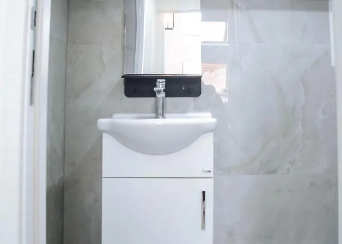 Engadin's Center * سراييفو